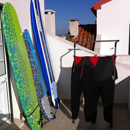 Surf House *